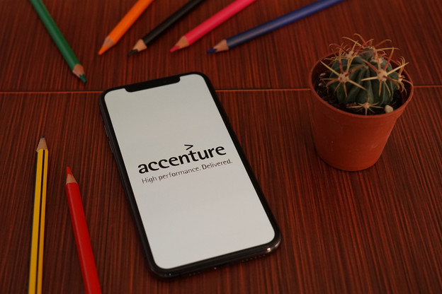 En un an, Accenture a dépensé 1,5 milliard de dollars pour 35 acquisitions. Les performances de la française Linkbynet ne lui avaient pas échappé. (Photo: Shutterstock)