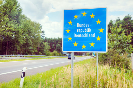 Quelque 50.000 frontaliers viennent d'Allemagne vers le Luxembourg. Photo: Shutterstock