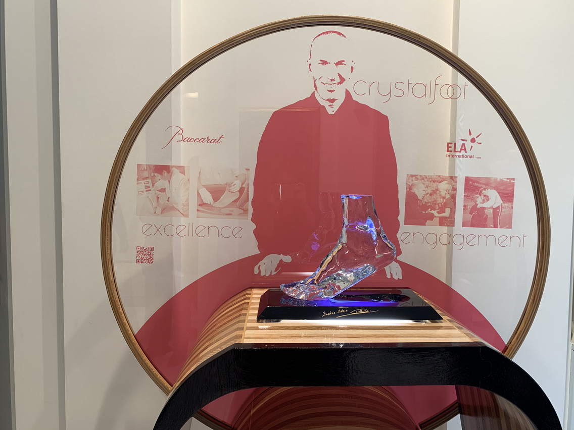 100 pieds de Zidane seront réalisés par Baccarat au profit d’Ela International. (Photo: DR)