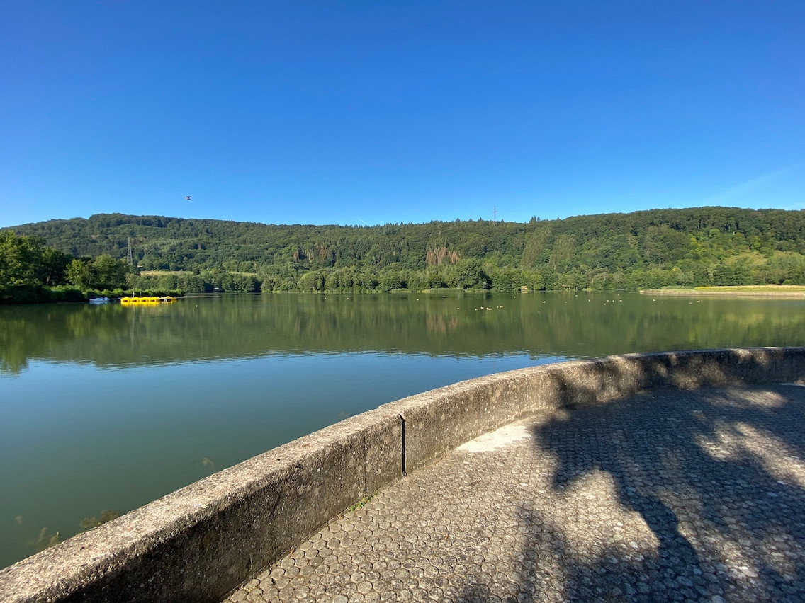 Pêche, escalade, trampoline, tyrolienne, nage, pédalo… les activités sportives – intérieures et extérieures – ne manquent pas sur le site du lac d’Echternach. (Photo: Paperjam)