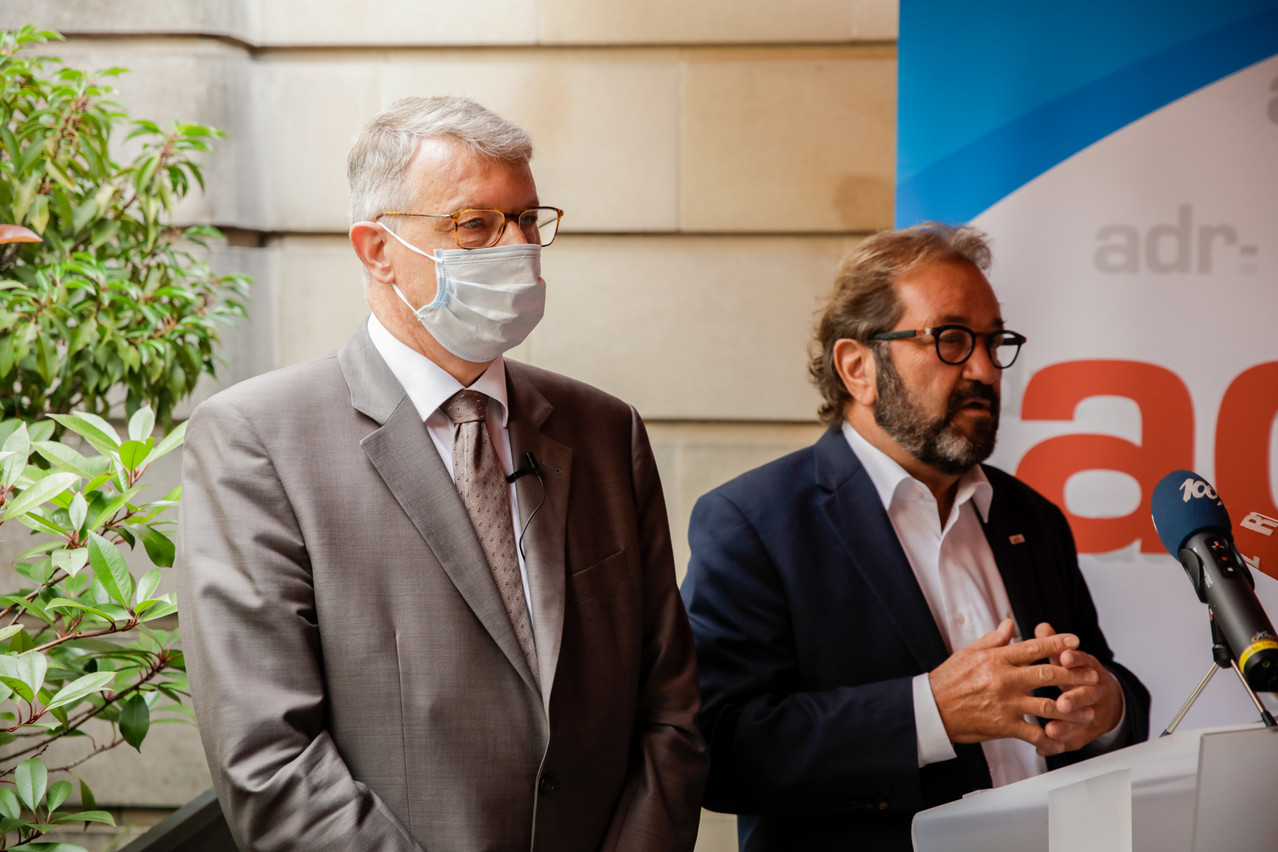 Le 13 octobre, Fernand Kartheiser (à gauche) deviendra président du groupe parlementaire et Gast Gybérien tirera sa révérence. (Photo: Romain Gamba/Maison Moderne)