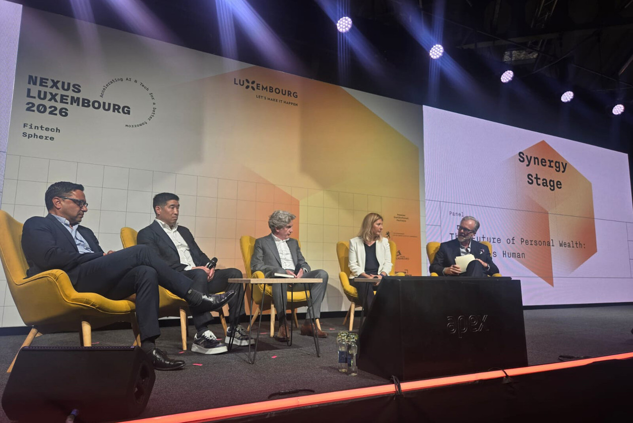 From left to right: Shanu Sherwani, chief investment officer at Kneip Management, Won-Suck Song, venture partner at Stonehammer, Romain Weiler, member of the executive committee at Banque de Luxembourg, Adina Grigoriu, CEO of Active Asset Allocation and Carlo Schneider, senior independent director and private markets executive, discussed how technology will redefine the role of human financial advisers. Photo: Paperjam