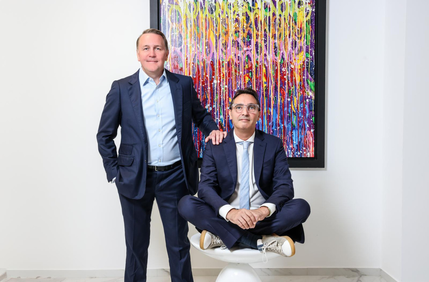 Pascal Sassel et Carmine Reho, deux nouveaux Associés chez Brouxel & Rabia pour guider la stratégie réglementaire et lancer le département “Dispute Resolution”. Crédit photo Eva Krins (Maison Moderne)