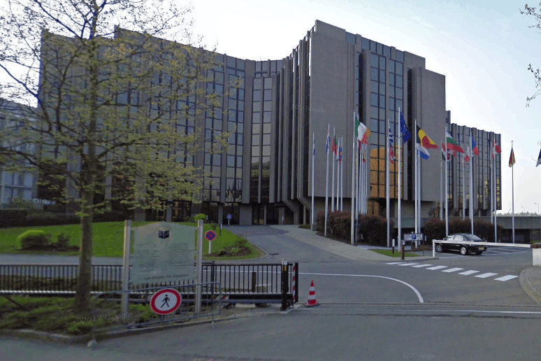 La Cour des comptes européenne, basée à Luxembourg, a analysé la manière dont la Commission vérifie l’octroi d’aides d’État aux banques. (Photo: Googlemaps/Capture d’écran)