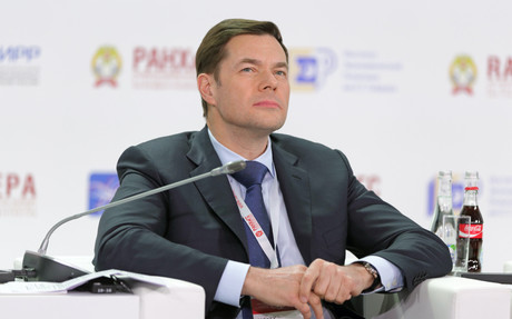 Alexeï Mordachov bénéficiait, en 2006, du soutien des managements d’Arcelor pour contrer l’OPA de Lakshmi Mittal. (Photo: Shutterstock)