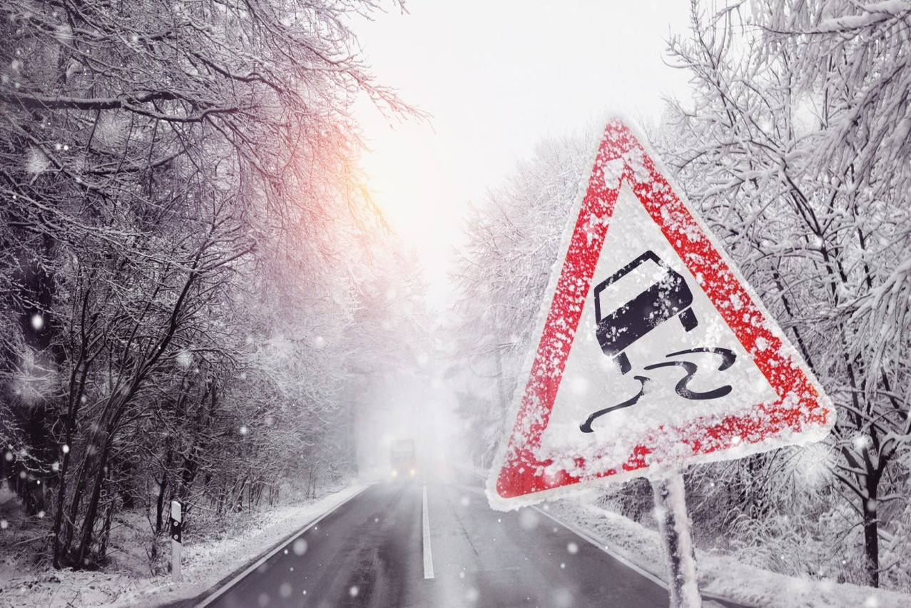 Toutes saisons confondues, un peu plus de 3.000 accidents de trajet avaient été enregistrés en 2022 sur les routes luxembourgeoises. (Photo: Shutterstock)