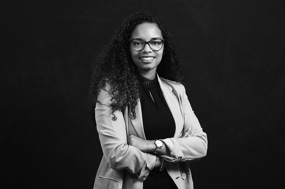   (Studio Photography)