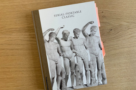 Alex Reding recommande la lecture du catalogue de l’exposition «Serial/Portable Classic» présentée à la Fondazione Prada. (Photo: DR)