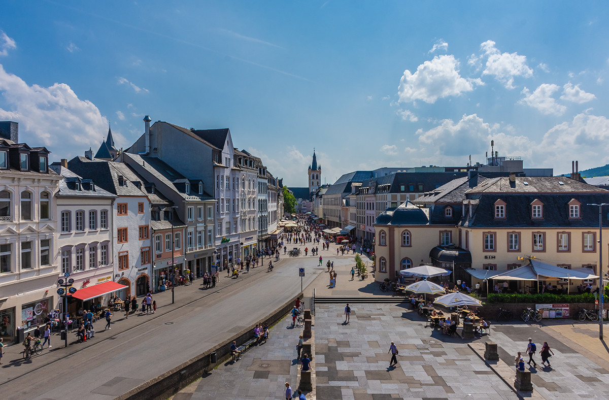 La réouverture des terrasses à Trèves sera scrutée par les professionnels de l’horeca luxembourgeois, qui réclament cette mesure. (Photo: Shutterstock)