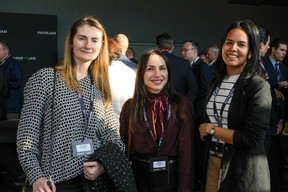 Crina Vitoria Burgmeyer (State Treet) on the left and Olga Danilenko (KPMG) in the middle. Photo : Virginie Willemet/VYou