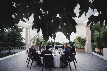 Les sept présidents des pays les plus industrialisés au monde auront passé un long moment à table pour avancer sur quelques dossiers-clés comme le nucléaire iranien, la taxe Gafa ou la lutte contre les incendies au Brésil. (Photo: G7)