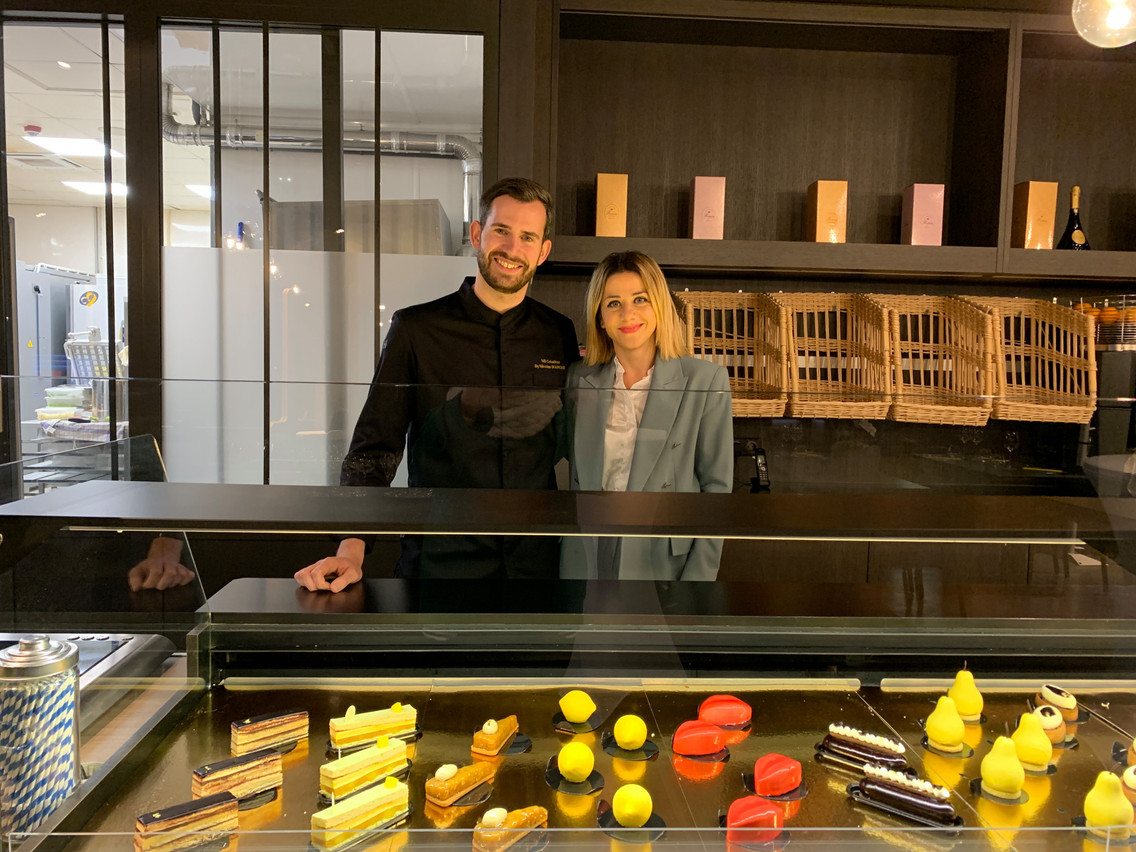Nicolas Bourgard et son épouse Roxana ont ouvert, fin octobre, leur premier point de vente à Strassen. Ils ambitionnent d’en ouvrir deux de plus l’an prochain. (Photo: Paperjam)