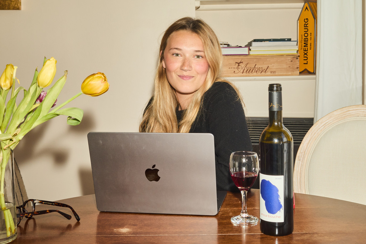 Charlotte Lassine, 23, is behind Amour.bouche, a wine brand launched during her studies and developed between Luxembourg and the French Riviera. Photo: Raphaël Lugassy