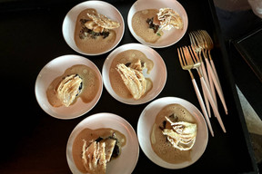 Onion tempura with Iberian pork and wild mushrooms. Photo: Céline Coubray