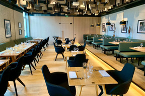  La salle de l’ancien restaurant House17 est méconnaissable (dans le bon sens du terme) sour l’impulsion de la reprise des lieux par les frères Lhoist… Maison Moderne