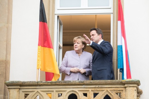 Angela Merkel fait un arrêt à la maison natale de Robert Schuman avec le Premier ministre (DP) Xavier Bettel, lors de sa visite officielle au Luxembourg le 17 janvier 2017. (Photo: SIP)