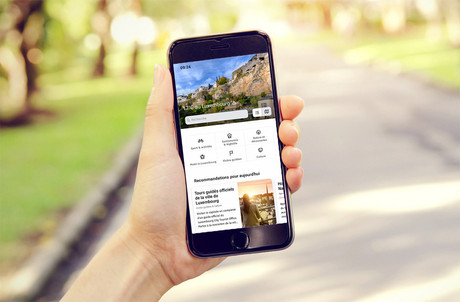 L’application mobile fournit des informations pratiques, mais aussi la possibilité d’effectuer des réservations et de préparer son séjour au Luxembourg dans les moindres détails. (Illustration: Shutterstock/Maison Moderne)