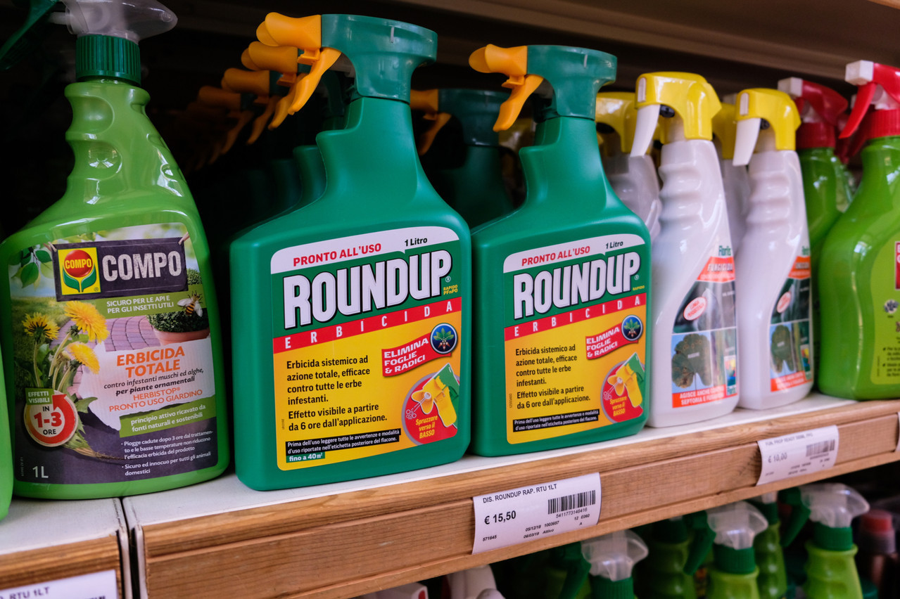 L’annulation des décisions de retrait d’autorisation de mise sur le marché des produits phytopharmaceutiques contenant du glyphosate a été confirmée par la Cour administrative.  (Photo: Shutterstock)