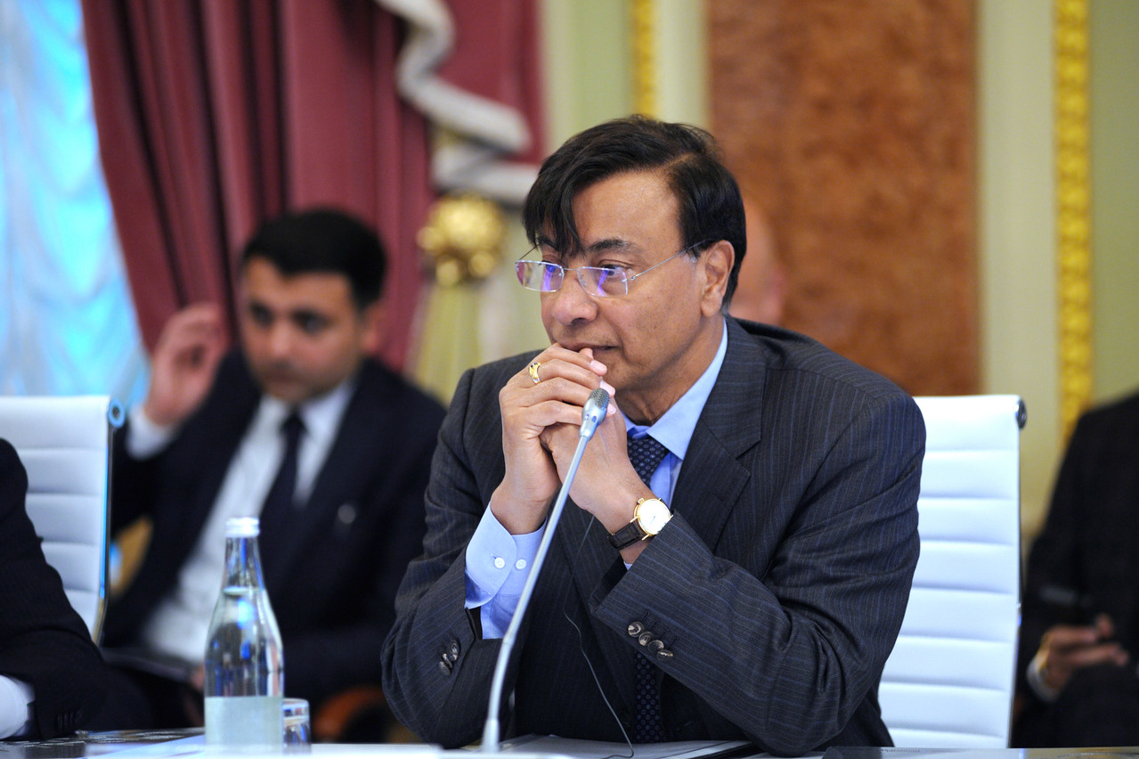 Lakshmi Mittal reste inquiet par rapport au redressement du groupe sidérurgique. (Photo: Shutterstock)