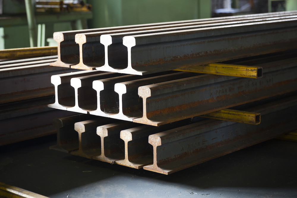 L’usine de rails d’Hayange suscite la convoitise. Avec un carnet de commandes plein, elle est considérée comme un actif stratégique. (Photo: Shutterstock)