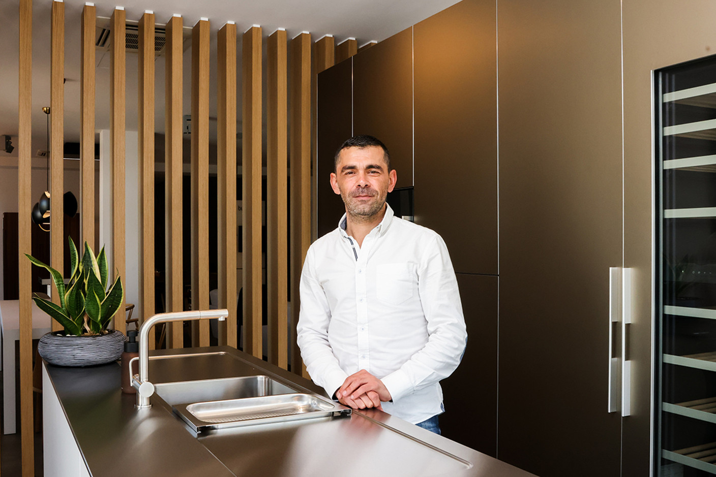 Renaud Sara, administrateur délégué et architecte d’intérieur chez bulthaup Espace Luxembourg  Eva Krins (Maison Moderne)