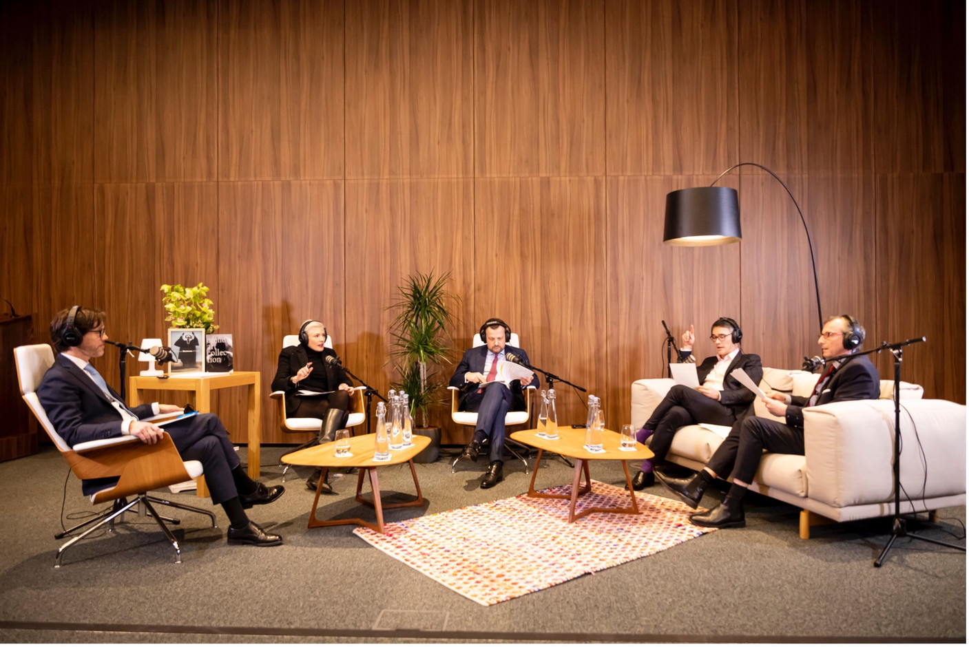 C’est au sein de l’auditorium d’Arendt House que s’est déroulé le troisième épisode du podcast Arendt We Live, le 21 janvier 2021.  (Photo: Julien Pierrot / Maison Moderne)