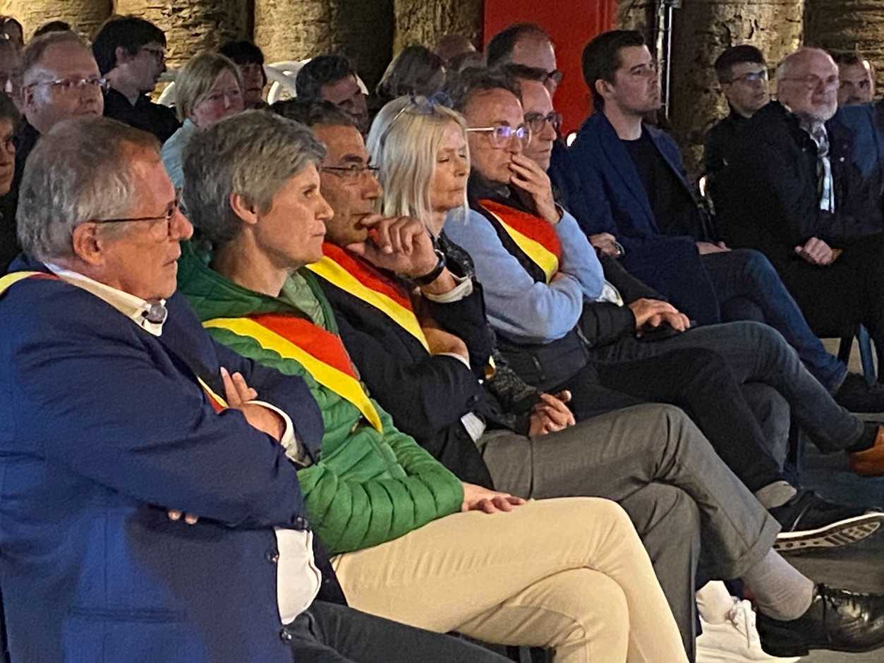 Le conseil communal lors de la conférence de presse. (Photo: Maison Moderne)