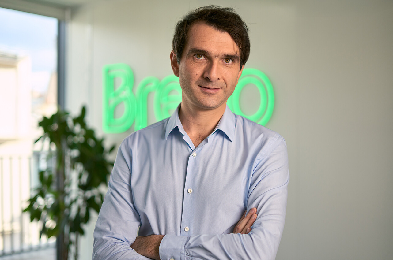 Armand Thiberge, founder of Brevo, is now expanding his entrepreneurial ventures into the energy and defence sectors with Solarinblue, Ironflow Batteries and Stryx AI. In each case, he is adopting a ‘sovereignty first’ approach. (Photo: Lisa Miquet/Brevo)