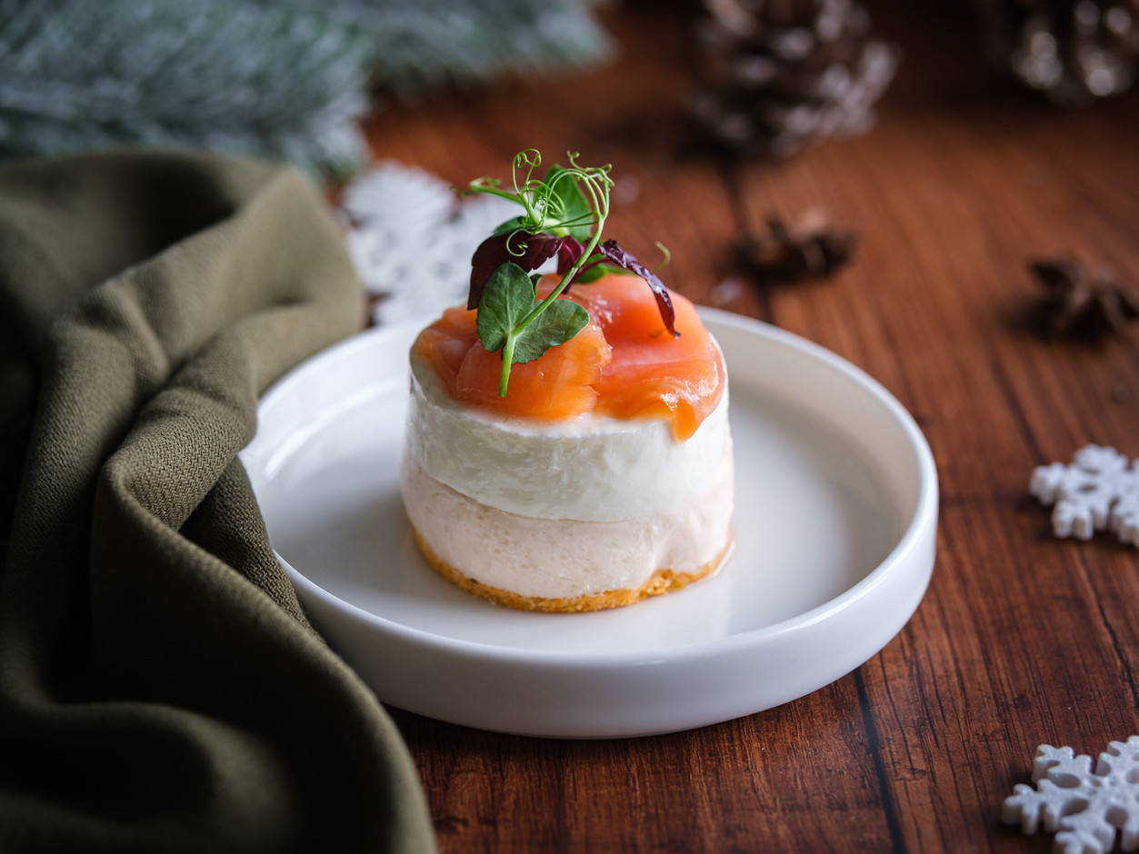 Cheesecake au saumon fumé, délicatement glacé au citron vert  (Photo: Eléonore Arnold)
