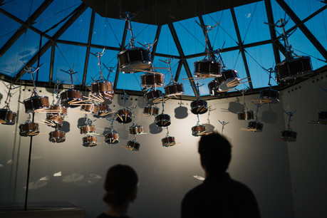 Vue de l’exposition Anri Sala. Le Temps coudé, 11.10.2019 - 05.01.2020, Mudam Luxembourg © Photo : Marion Dessard | Mudam Luxembourg