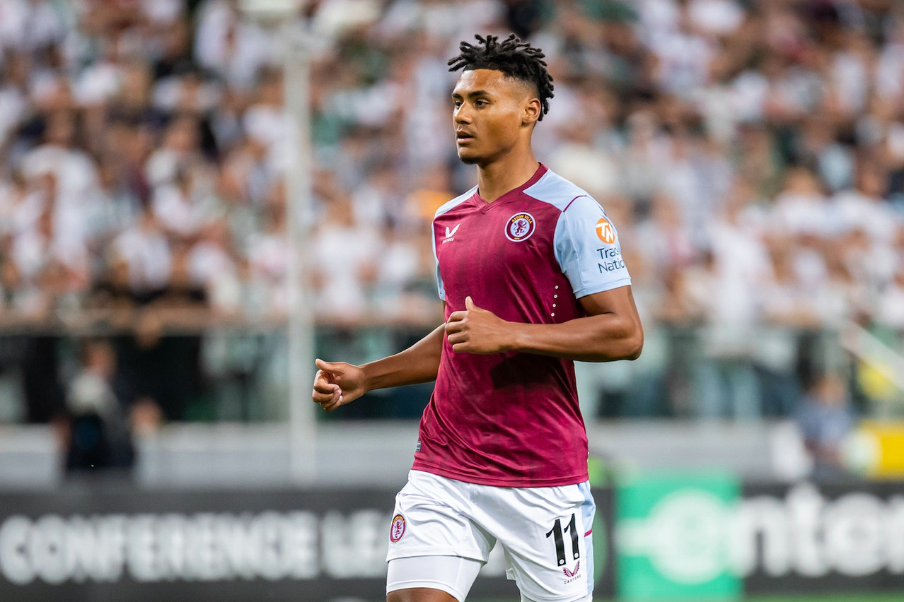 Pour le meilleur attaquant d’Aston Villa, Ollie Watkins (11 buts et 14 passes décisives), l’arrivée au capital d’un nouvel actionnaire américain pourrait apporter de nouveaux moyens financiers pour essayer de retrouver un destin européen. (Photo: Shutterstock)