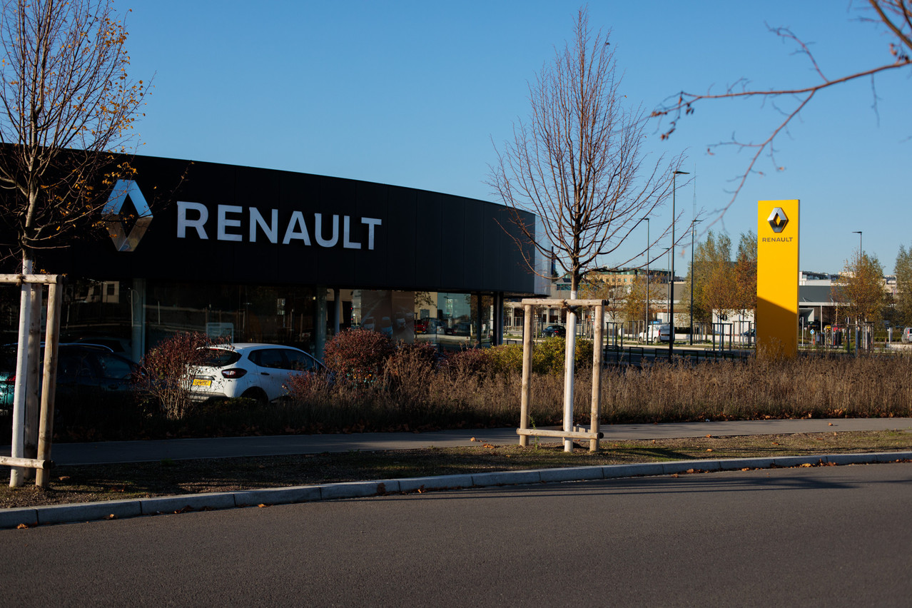 Le site actuellement occupé par Renault à la Cloche d’Or passe entre les mains d’Atenor et accueillera un nouveau développement d’immeuble de bureaux. (Photo: Matic Zorman/Archives Maison Moderne)