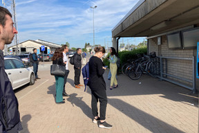 Incertitude à la gare d’Arlon ce matin du 2 juin. Pour aller jusqu’à Luxembourg, il faudra se diriger vers un service de remplacement. (Photo: Adrienne Nélissen/Paperjam)