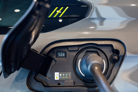 Sur les huit premiers mois de l’année, la Société nationale de circulation automobile (SNCA) a enregistré 32.063 nouvelles immatriculations soit une progression de 6,9% par rapport à l’année dernière. Mais c’est aussi un repli de 19,2% par rapport à 2019. (Photo: Matic Zorman/Maison Moderne/archives)