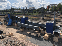 Pendant les mois de septembre et octobre, les nouvelles poutres maîtresses vont être mises en place sur la partie sud du pont. ((Photo: Schroeder & Associés))