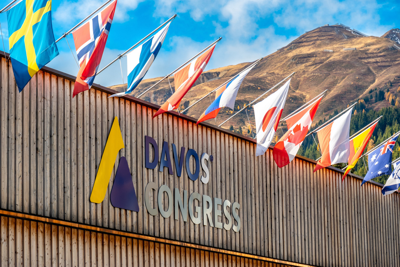 Les enjeux de l’isolement économique et politique de la Russie seront discutés au Forum économique mondial, à Davos. (Photo: Shutterstock)