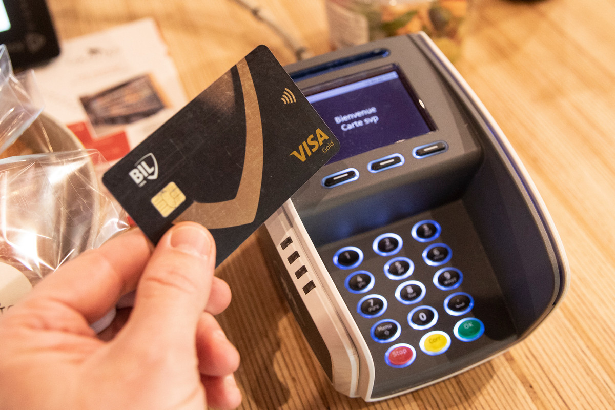Bank imprint in restaurants a poorly regulated practice