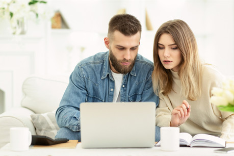 Consulter le solde de tous ses comptes bancaires en un seul endroit, la solution que la Banque de Luxembourg a développée avec Luxhub, est la promesse de la banque. Une première. (Photo: Shutterstock)