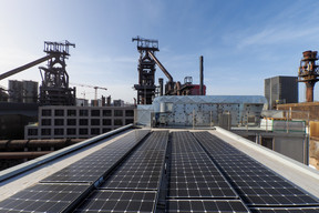 Des panneaux photovoltaïques sont installés sur le toit. ((Photo: Fonds Belval) )