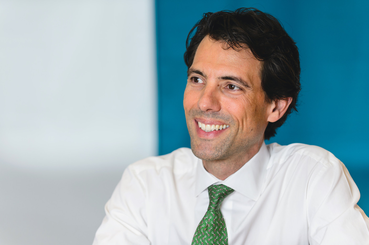 Alex Araujo, gérant du fonds M&G (Lux) Global Listed Infrastructure Fund (Photography by Daniel Lewis)