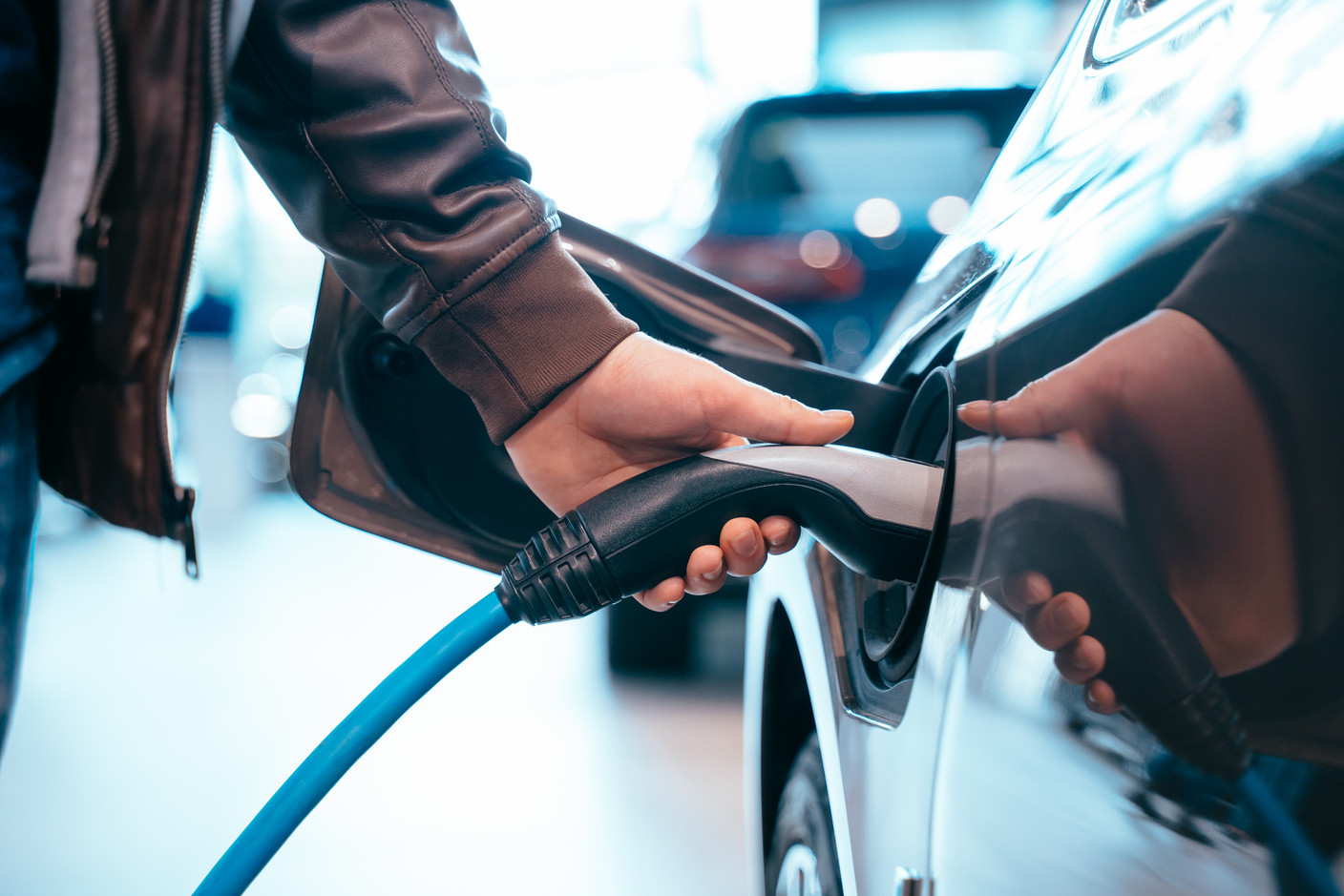 Le marché de la mobilité électrique a connu une très forte croissance ces dernières années.  Designed by Freepik