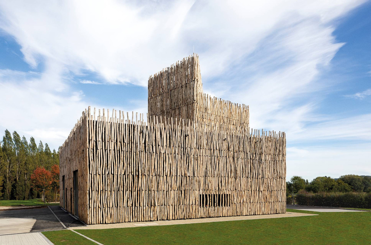 L’intégration de ce bâtiment dans la nature est particulièrement réussie. (Photo: Bruck + Weckerle Architekten)