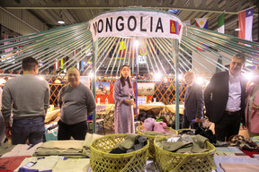 Mongolia’s stand, in the shape of a yurt, sold cashmere scarves. Matic Zorman / Maison Moderne
