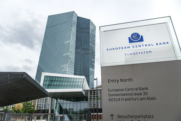 Pour la BCE, il est essentiel d’opérer une transition précoce et progressive, afin de pouvoir atténuer le coût de la transition verte et l’impact futur des catastrophes naturelles.  (Photo: Shutterstock)