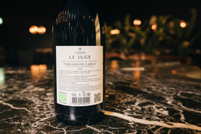 Return to the Languedoc with this Terrasses du Larzac 2021 "Le Juge" from Château Capion, an organic wine that's clearly off the beaten track. (Photo: Julian Pierrot/Paperjam)