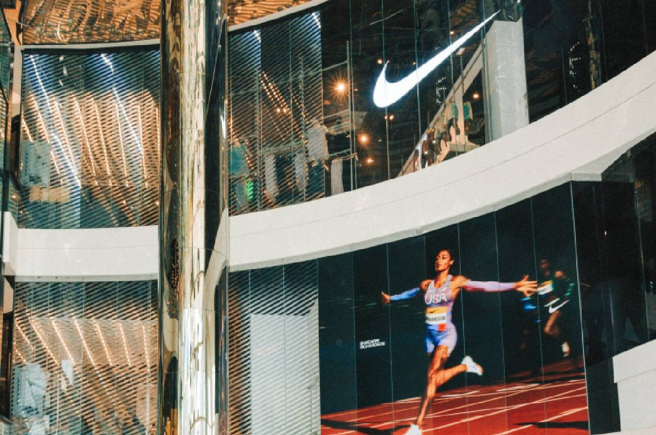 Located at the entrance to the centre, Nike acts as a driving force in attracting visitors. (Photo: Julian Pierrot/Paperjam)
