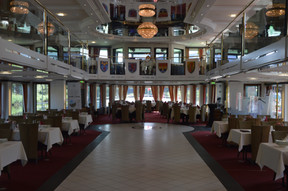 The boat has a capacity of 500. Photo: Maëlle Hamma/Maison Moderne