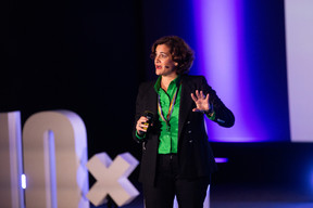 Elisa Alonso Sanz (Kneip), speaking at the 10x6 Expat Rockstars event organised by the Paperjam Club at Kinepolis Kirchberg, 19 September 2024. Photo: Eva Krins/Maison Moderne