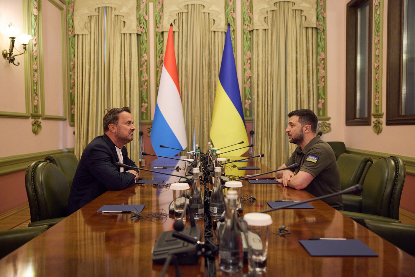 Xavier Bettel met Ukrainian president Volodymyr Zelensky. ME / Max Gutenkauf