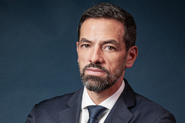 Statistics show that “boring discretionary” management consistently outperforms “advisory” accounts where clients act on impulse, buying late in a rally or selling in a panic, explained Ricardo Castillo, CIO at Mirabaud Wealth Management, in an interview on 25 June 2026 in Luxembourg. Photo: Mirabaud